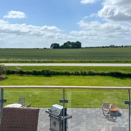 4 Bedroom In Holiday home